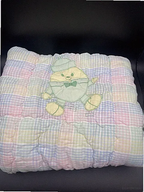 Vintage Humpty Dumpty Baby Quilt Blanket/comforter 29”x 42” Easter Colors 1980’s